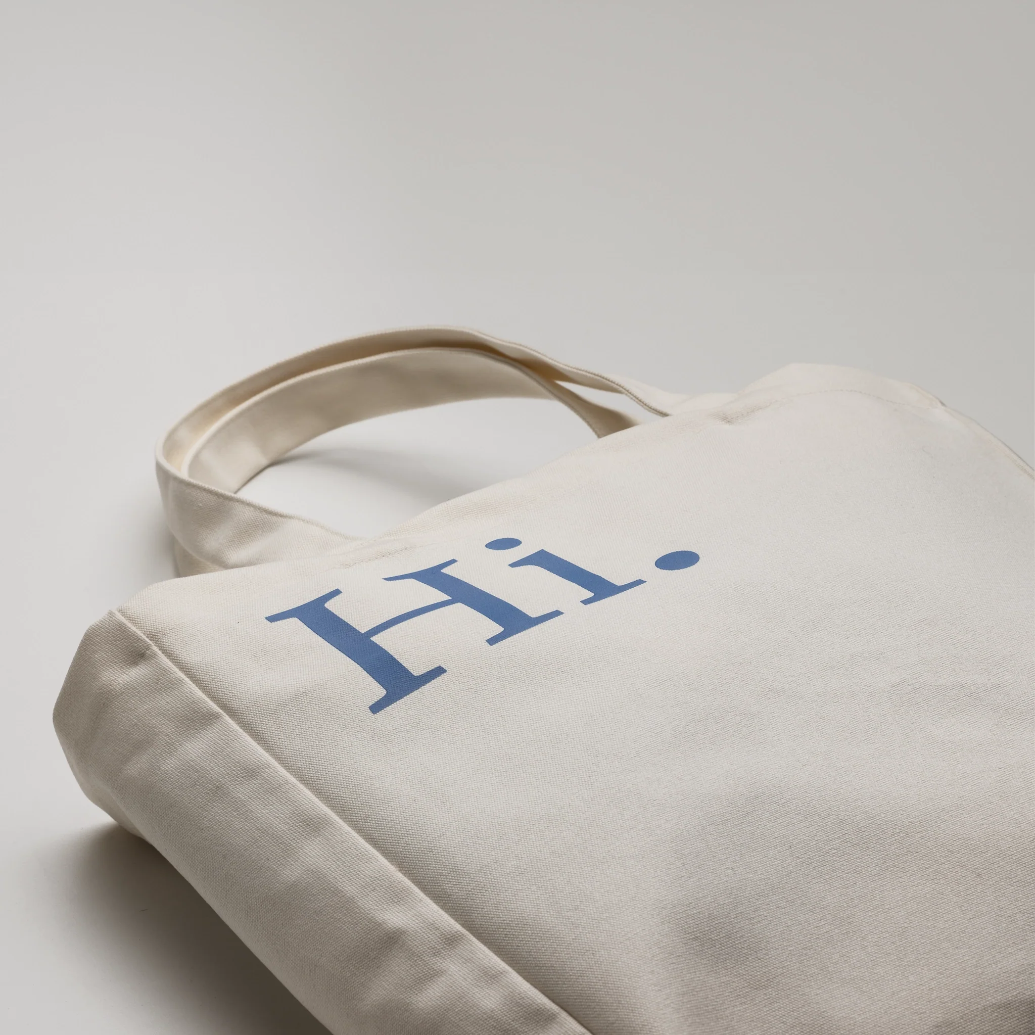 Punkt. Tote Bag with Message ‘Hi. Nothing to hide. Plenty to withhold’ - Image 5